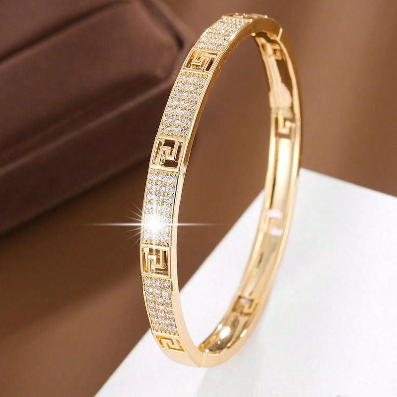 Minimalist Light Luxury Letter Style Diamond Encrusted Openwork Bracelet