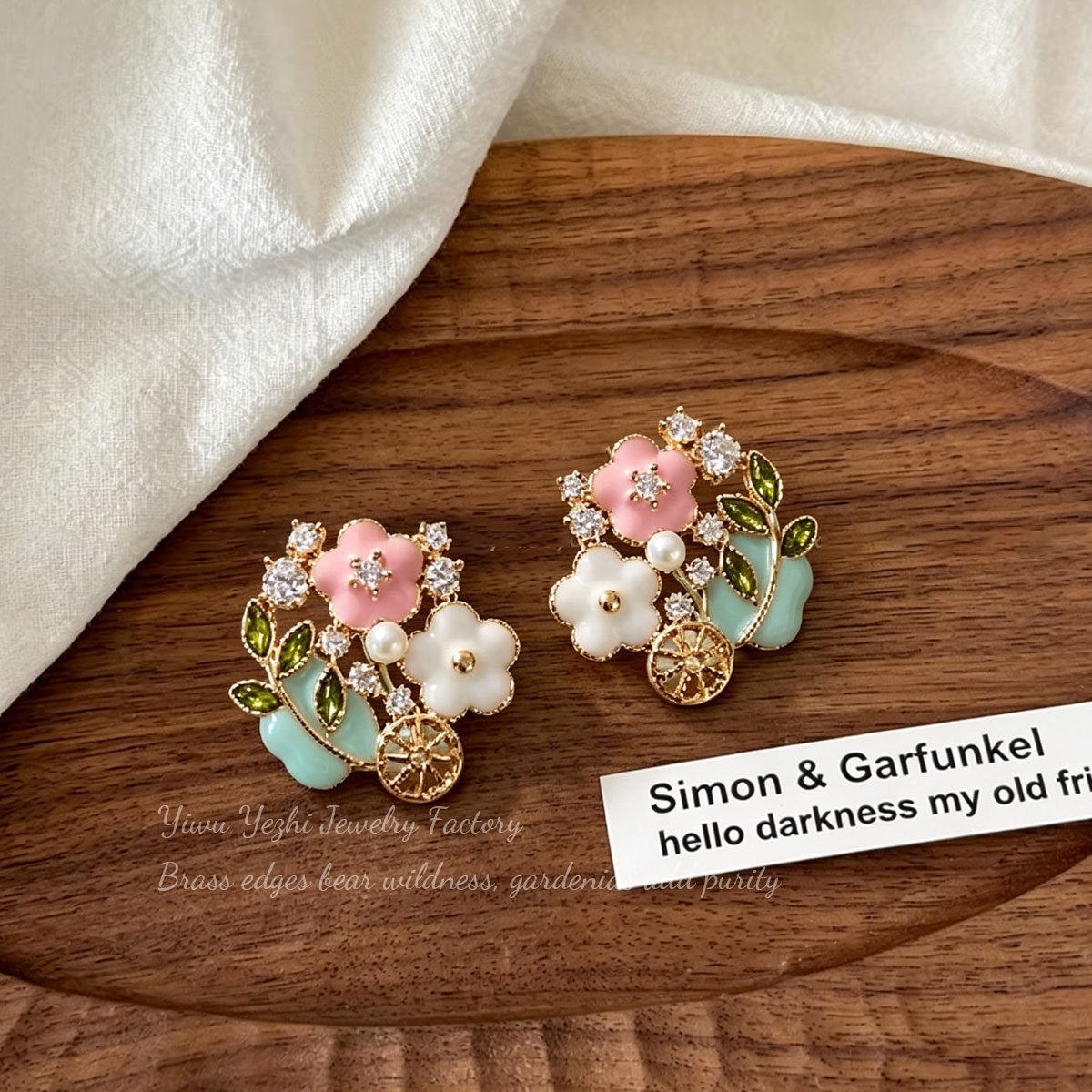 Korean-style Sweet Floral Pearl Stud Earrings, Fresh And Elegant, High-end Oil-drip Zircon Earrings For Women, Light Luxury Spring-summer Accessories