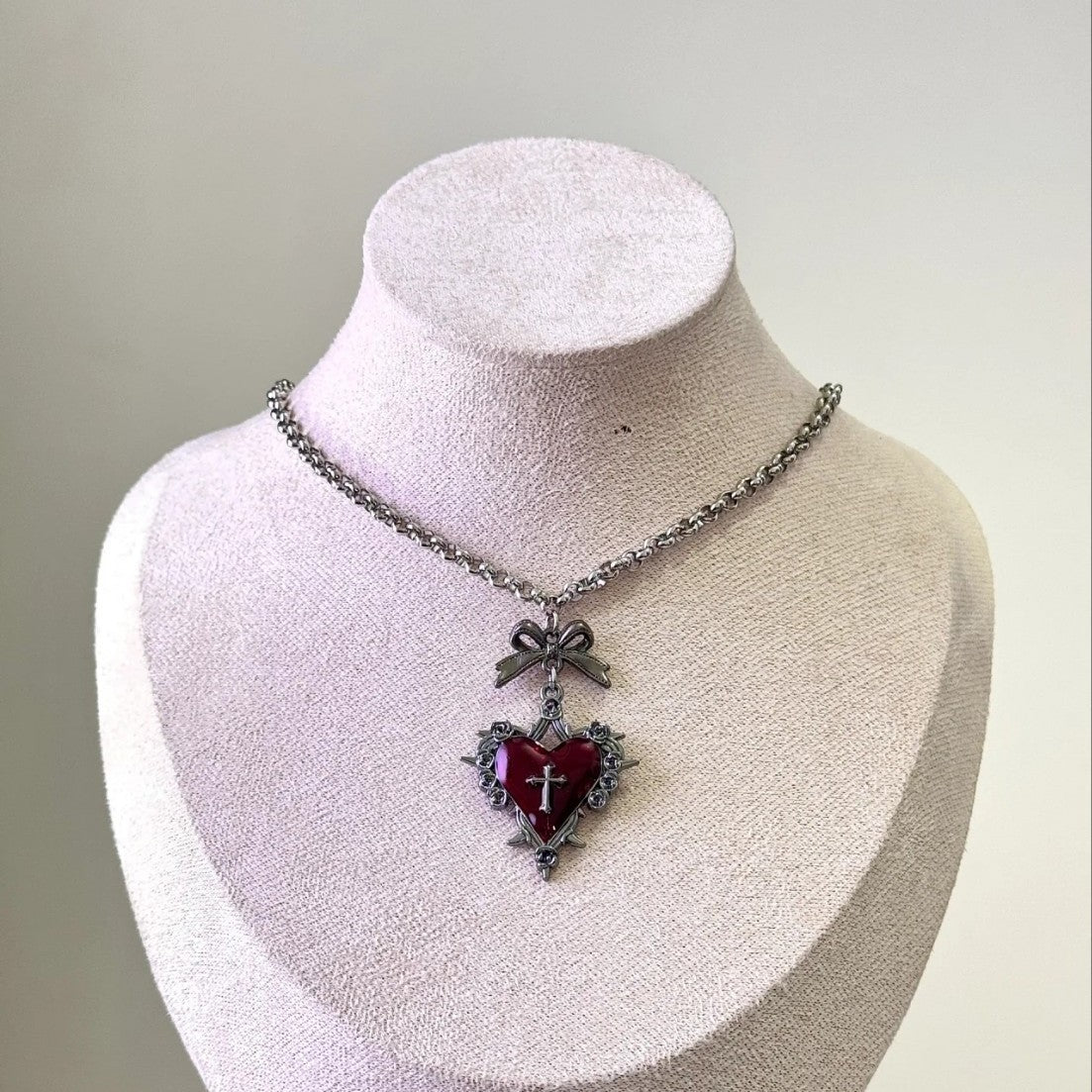 Red And Black Heart-shaped Bow Tie Cross Metal Necklace