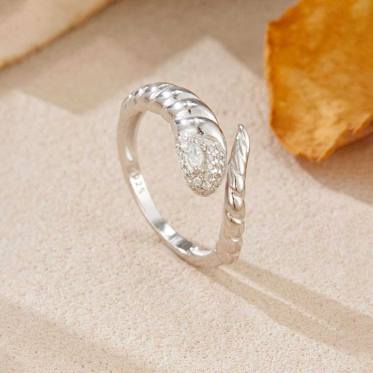 Fashionable And Versatile Snake-shaped Adjustable Ring