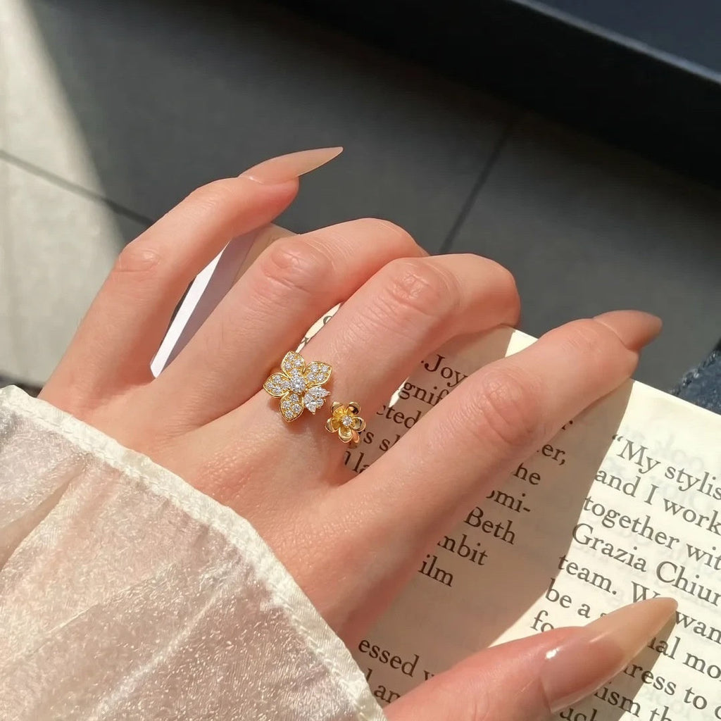 Commuter-style Versatile Diamond-studded Flower Open Ring