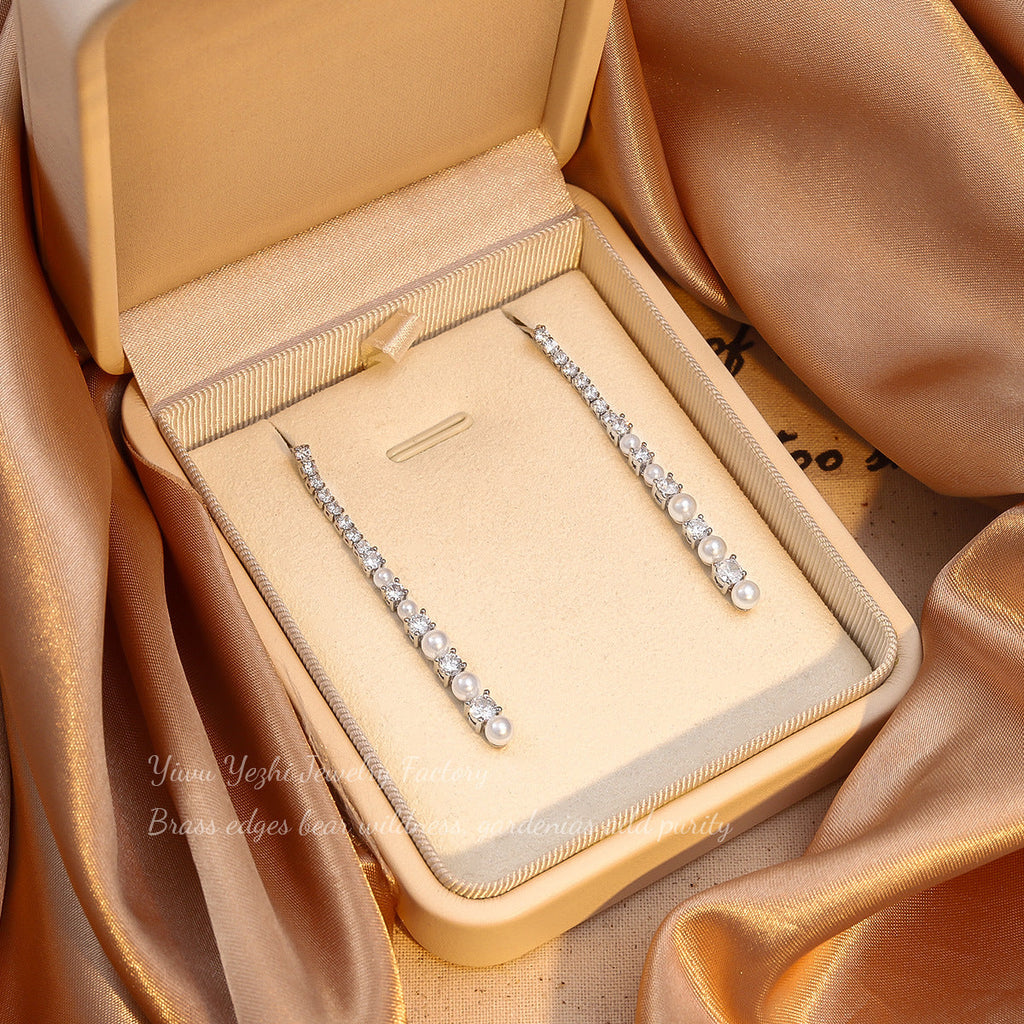 Light Luxury, Simple, Full Diamond And Pearl Long Tassel Earrings, Personalized, Exquisite And Unique Design, Slimming Look Earrings For Women