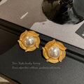 French-style Vintage Distressed Gold Leaf Flower Pearl Stud Earrings For Women, Retro Light Luxury Niche High-end Versatile Earrings