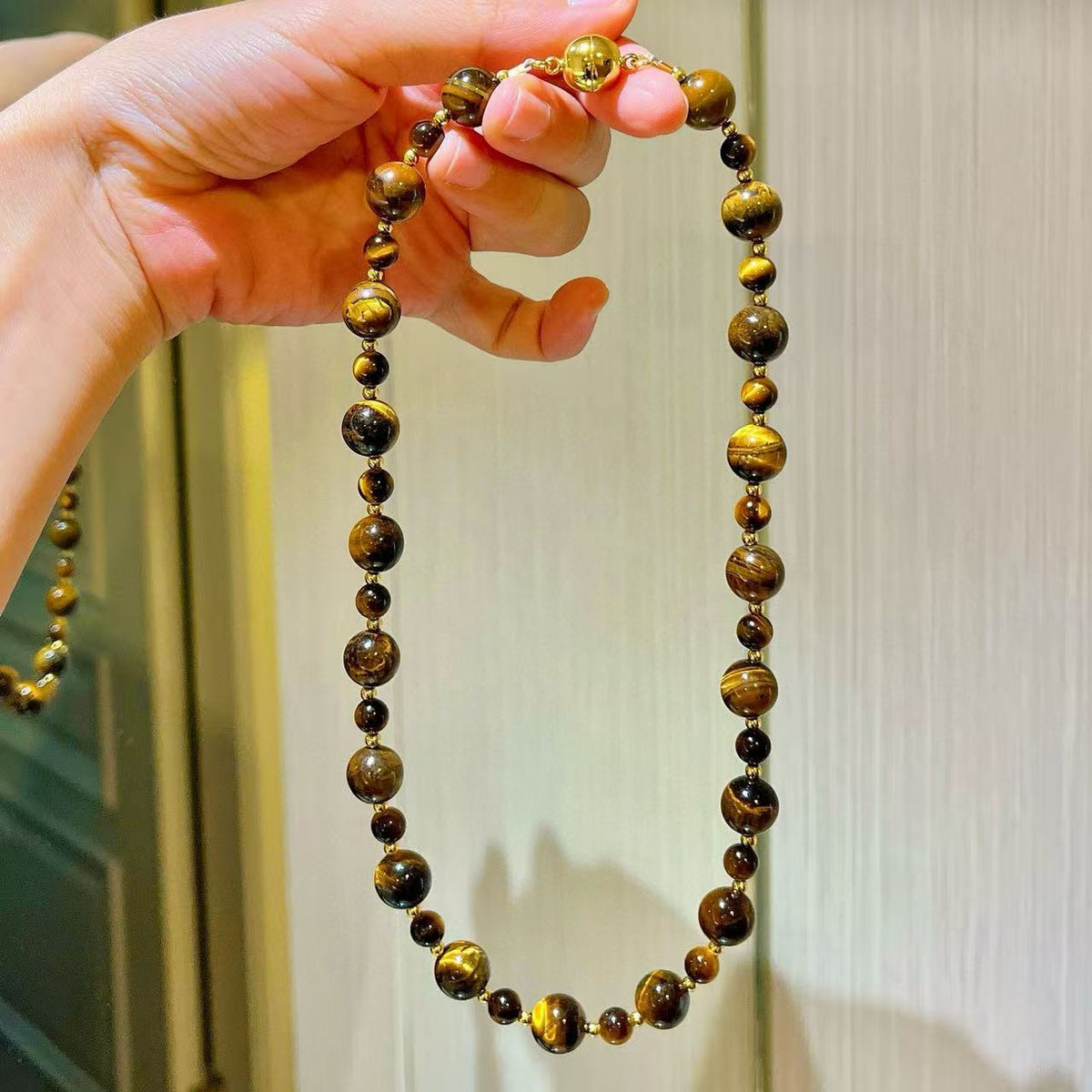 Autumn And Winter Maillard Style Natural Tiger Eye Stone Design Starry Crystal Clavicle Chain Necklace Guaranteed Authenticity And Re-Inspection