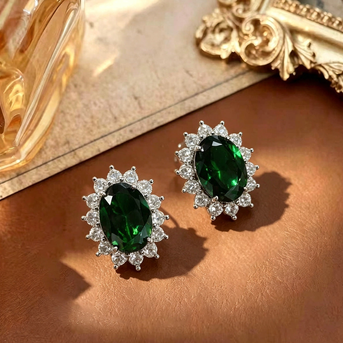 Korean-style New Micro-inlaid Zircon Earrings, European And American Cross-border Elegant Women's Light Luxury Earrings, Niche Exquisite High-end Ear Accessories