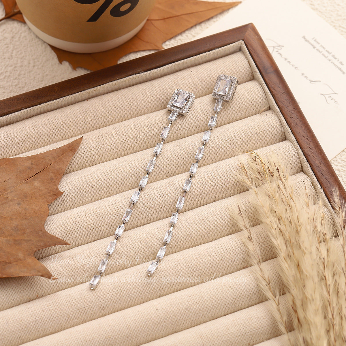 Let Me Shine  Xu Yan And Zhao Lusi's Same Style Earrings Collection, Simple, Light Luxury, Fashionable And Versatile Temperament Stud Earrings