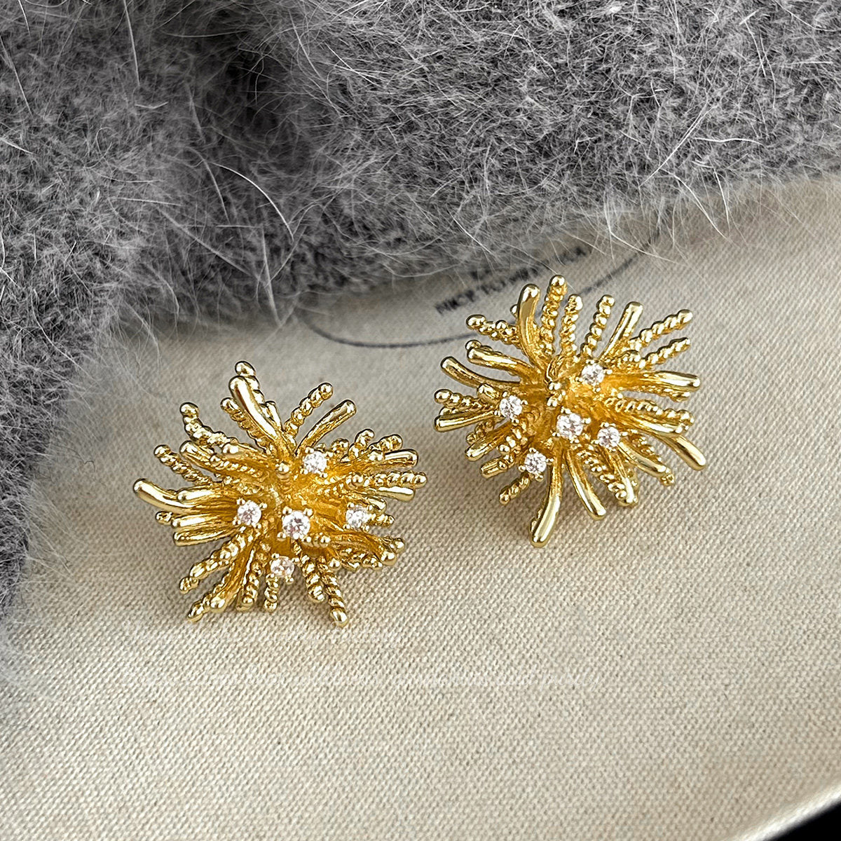 Korean-Style Versatile Zircon Fireworks Dandelion Earrings For Women, Personalized Floral Elegant 925 Silver Needle Earrings