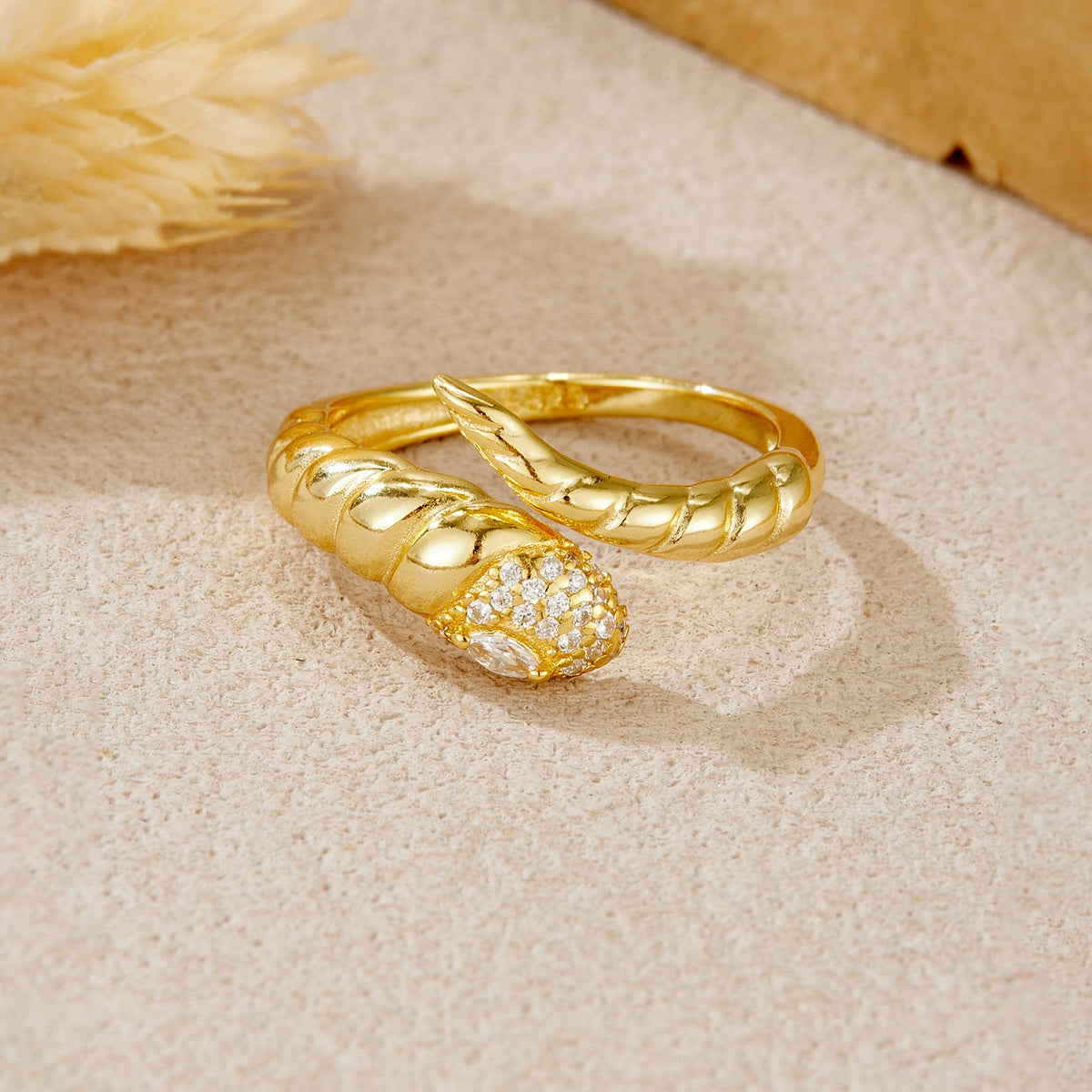 Fashionable And Versatile Snake-shaped Adjustable Ring