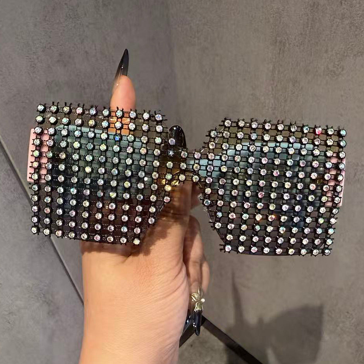 Full-diamond Mesh Hollow-out Iridescent Rhinestone Sunglasses