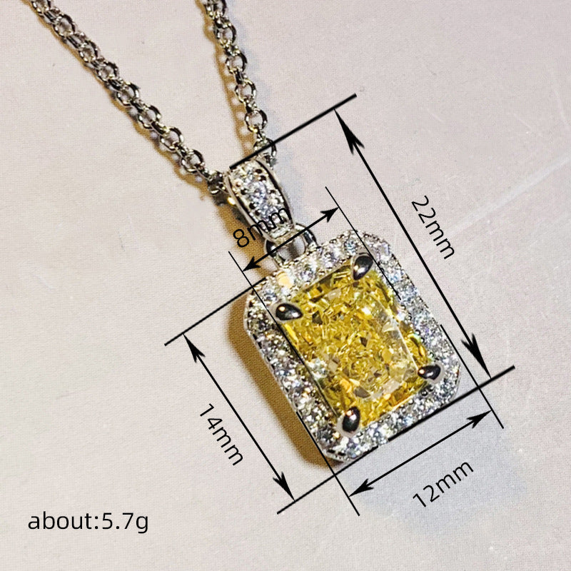 Western-style Light-luxury Intricately Crafted Square Necklace