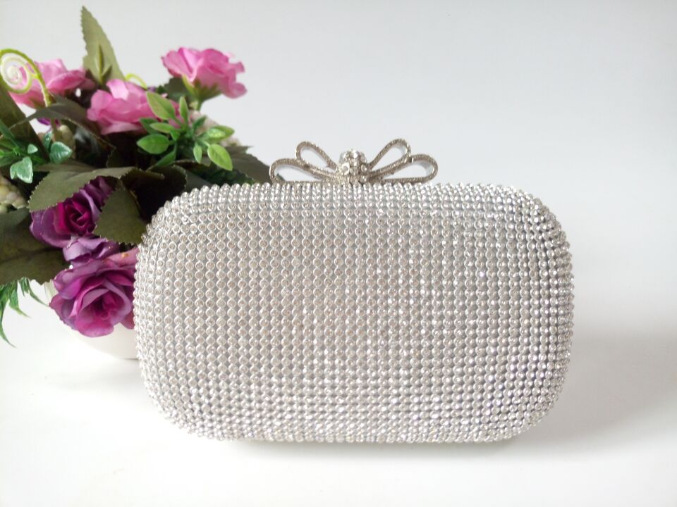 Ladies Diamond Chain Banquet Clutch Evening Rhinestone Bag