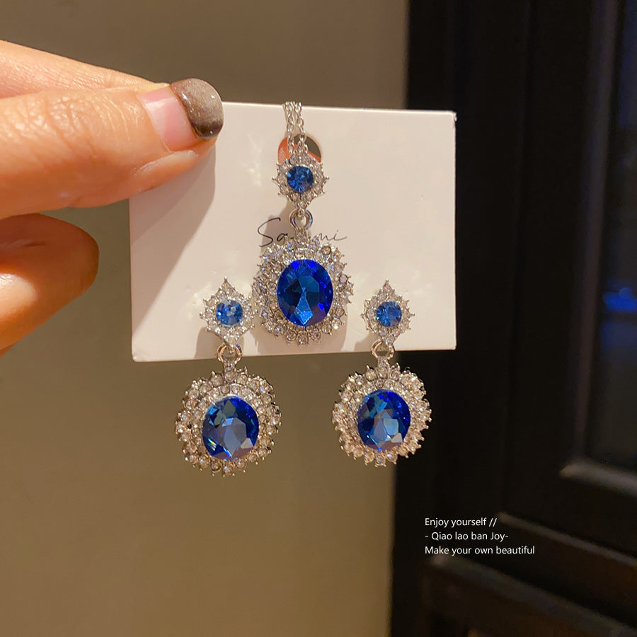 European And American Diamond-encrusted Oval Necklace Fashion Light Luxury Exquisite Earrings High-end Ring Commuter All-match Jewelry Suit Women